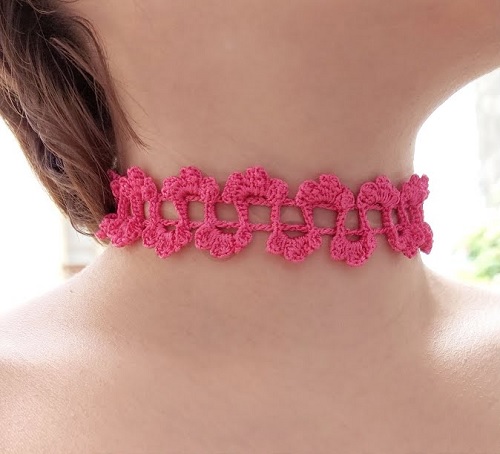 How to Crochet a Choker Necklace