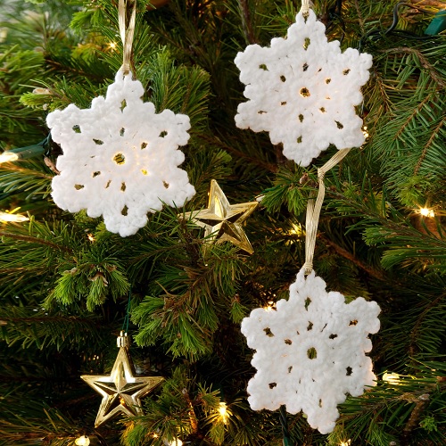 Free Red Heart Crochet Snowflake Ornament Pattern