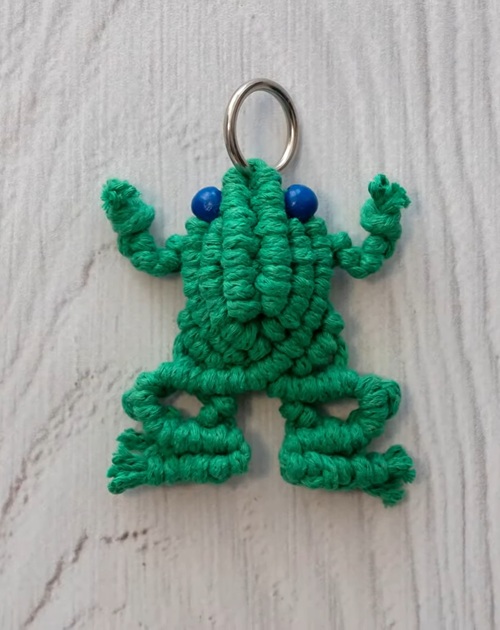 Macrame Frog Keychain