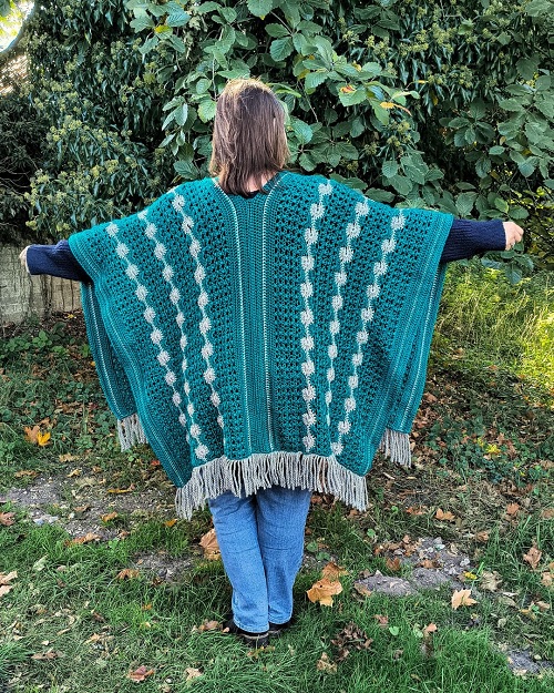 Chain of Stars Poncho
